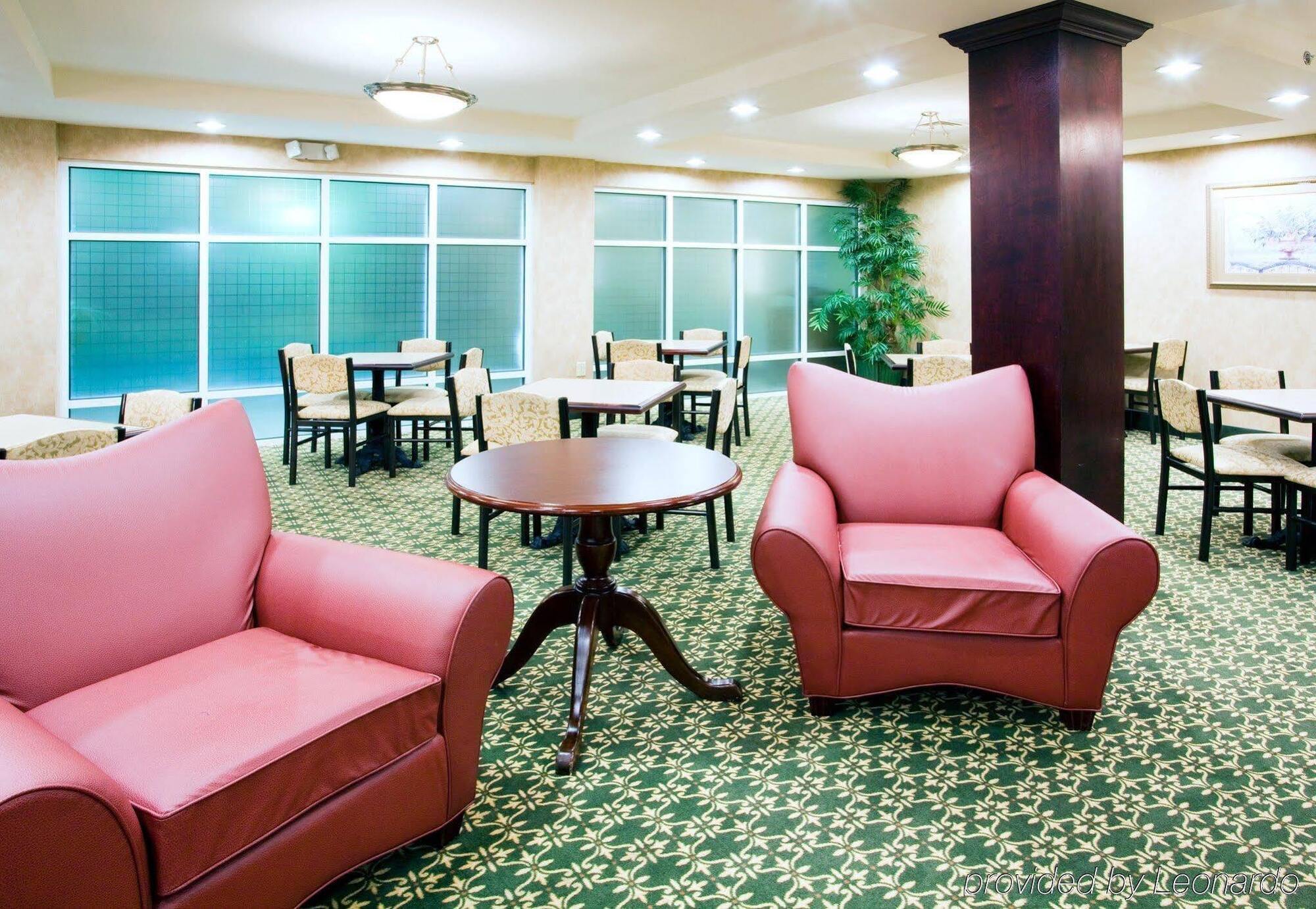 Hotel Express & - Concord By Ihg 2*